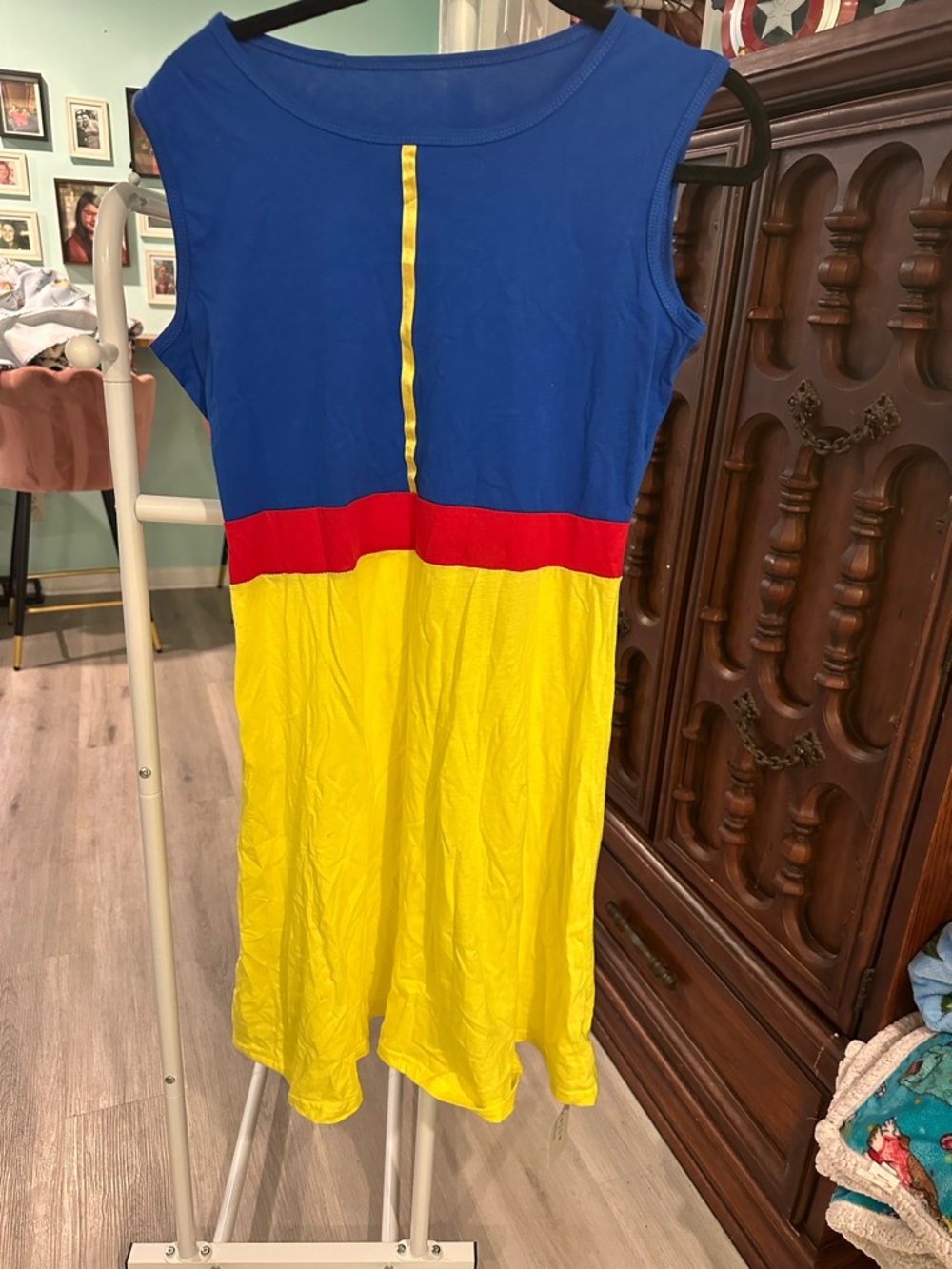 Snow White Cosplay Asymmetrical Women's Dress size L in Blue, Red & Yellow